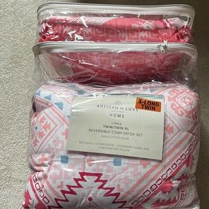 3 piece twin/twin xl reversible comforter set